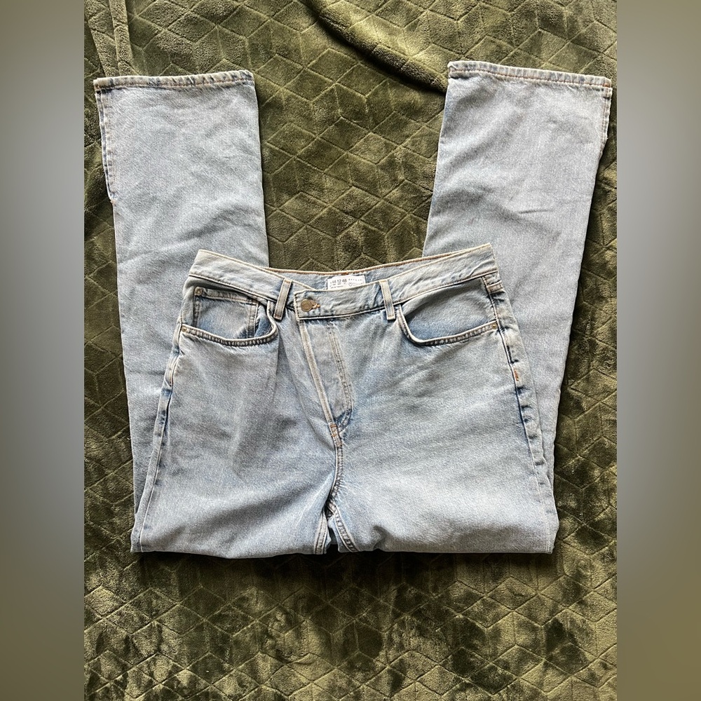 Women's Light Blue Jeans